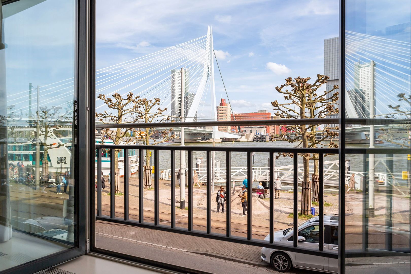 Flat Willemskade in Rotterdam