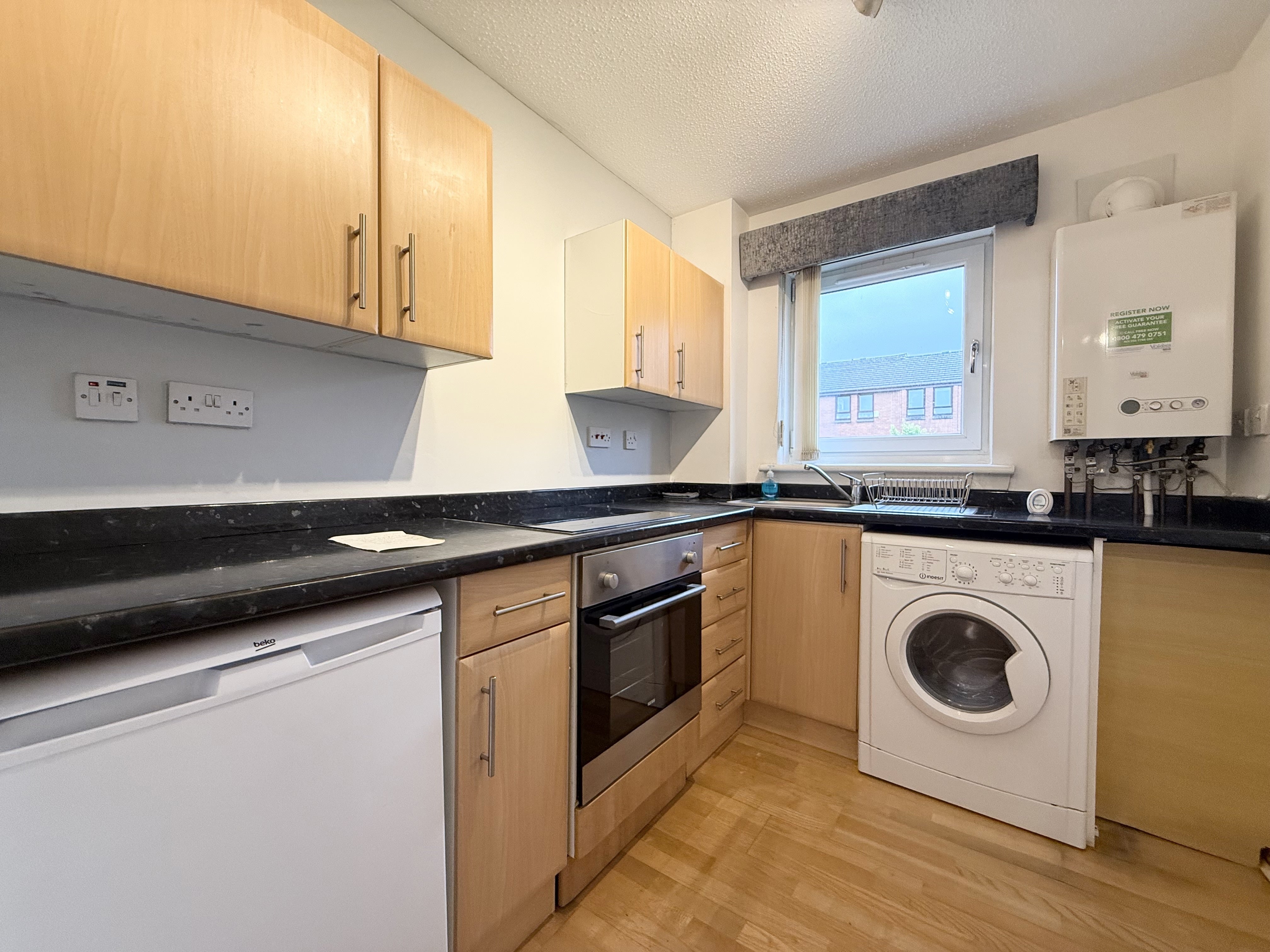 Flat Budhill Avenue in Glasgow