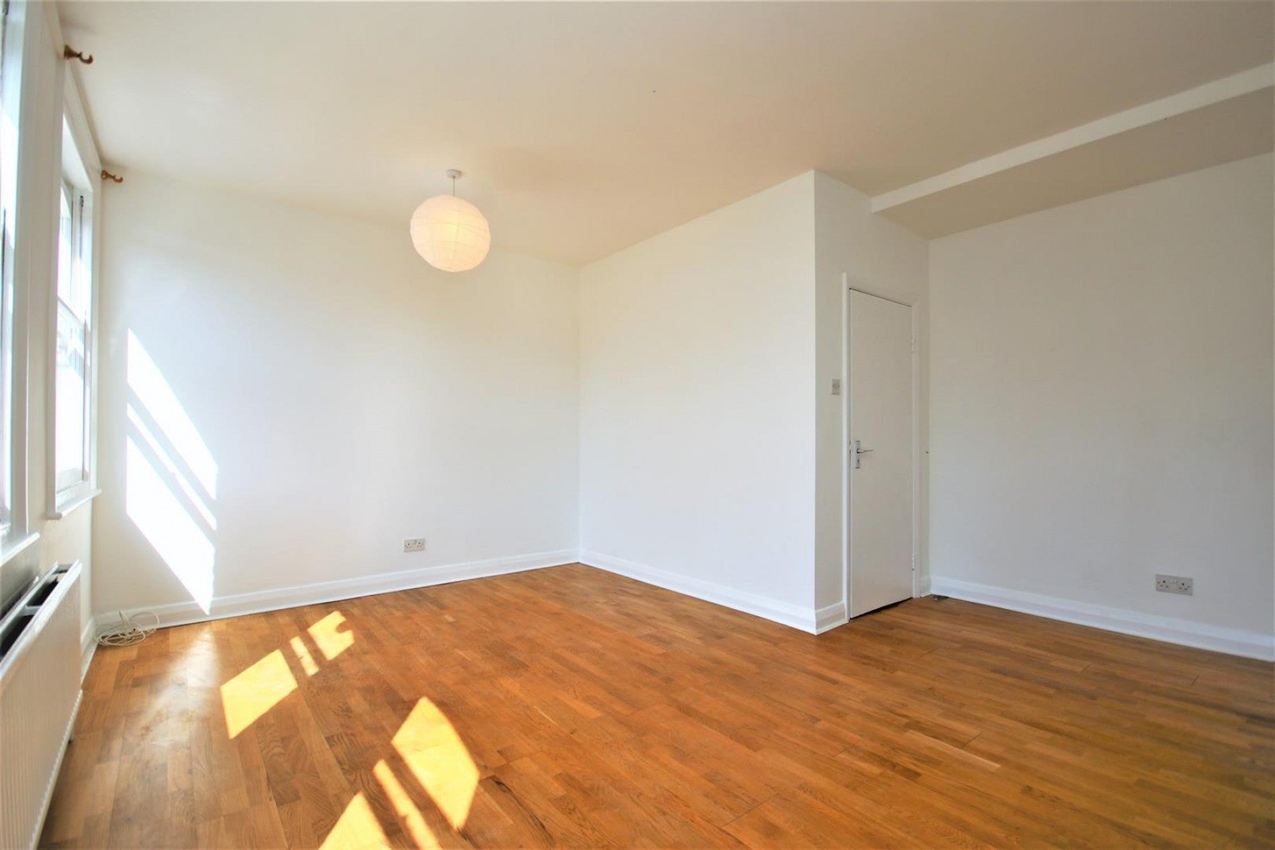 Flat Marlborough Road in Greater London