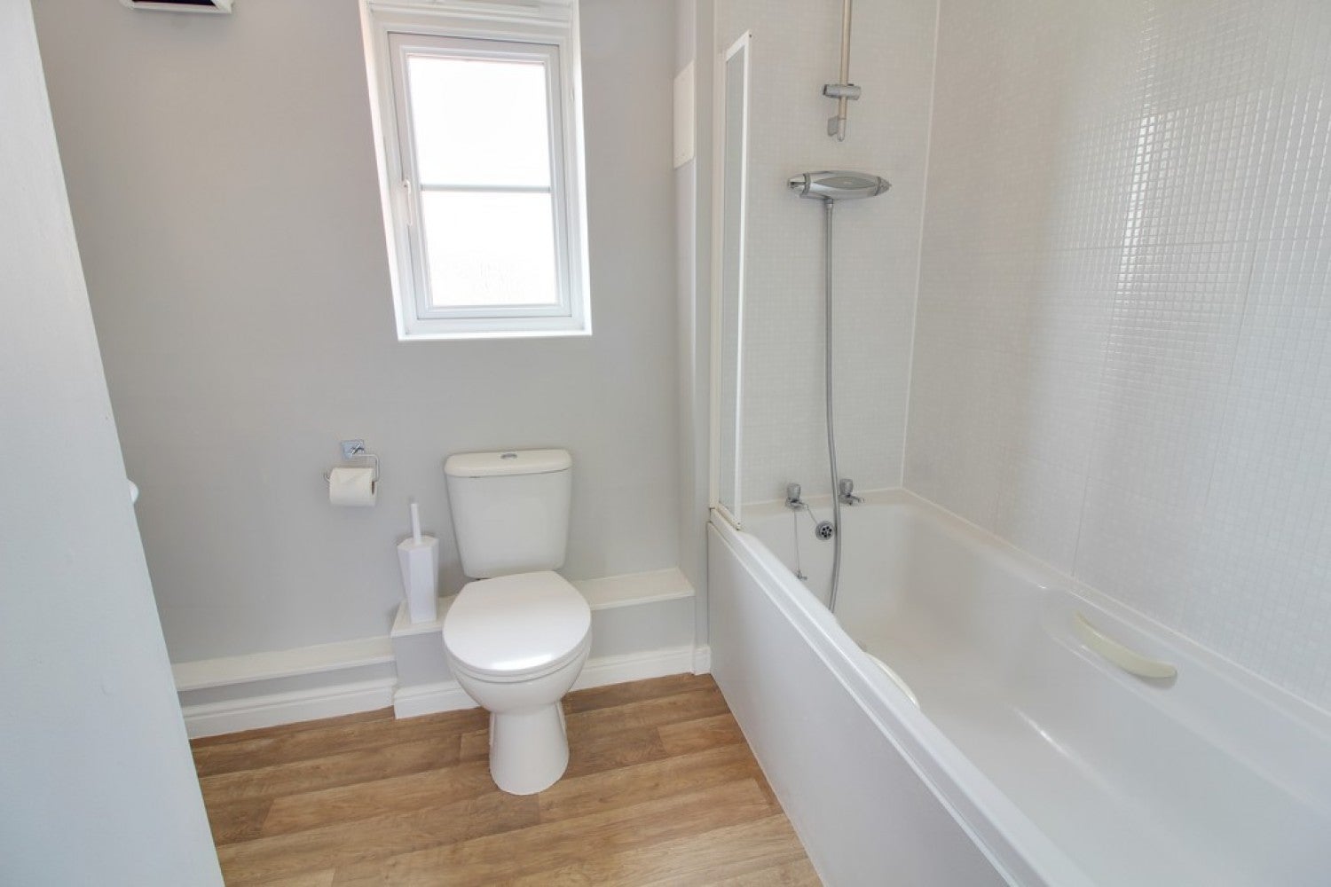 Flat Retort Close in Southend-on-Sea
