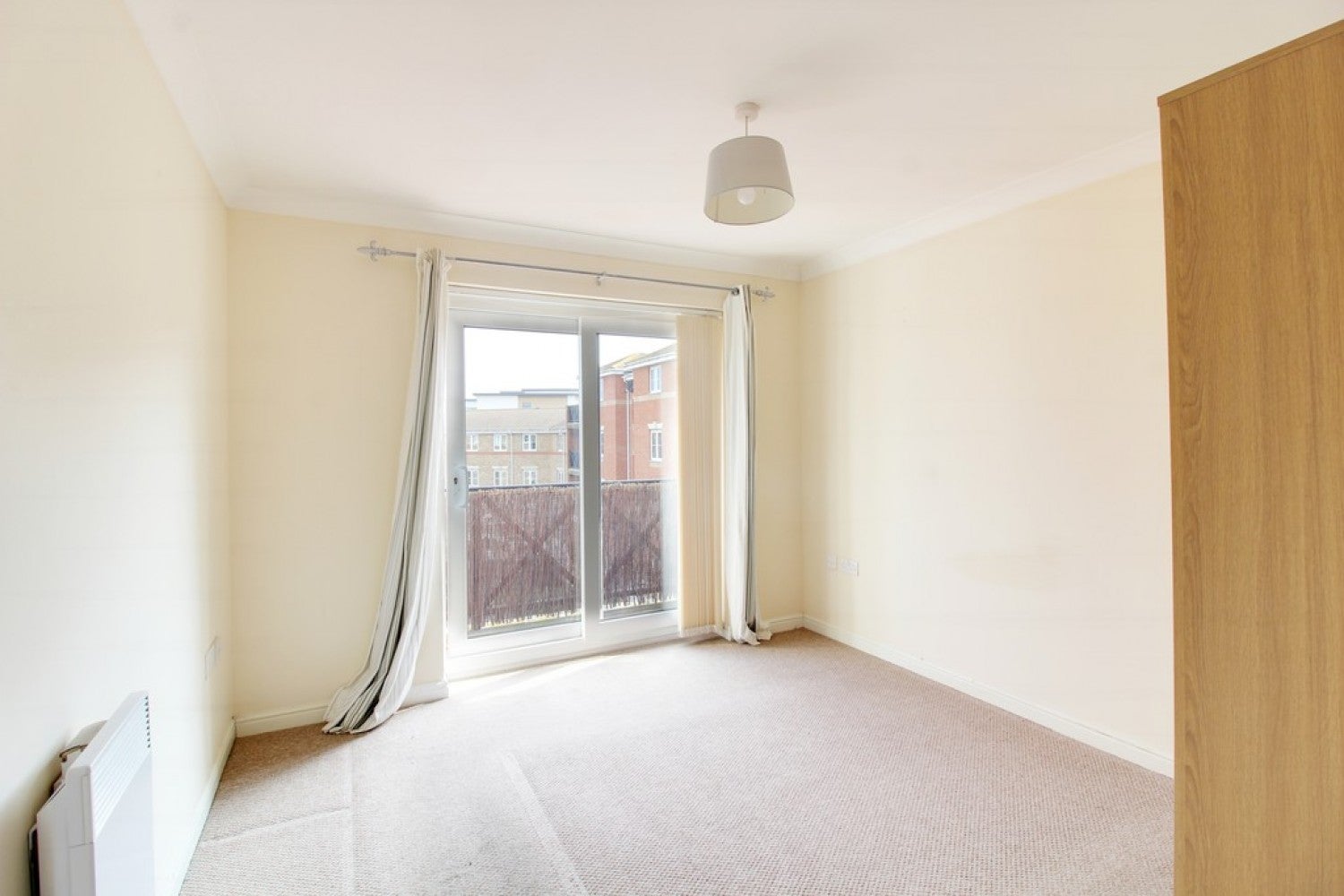 Flat Retort Close in Southend-on-Sea