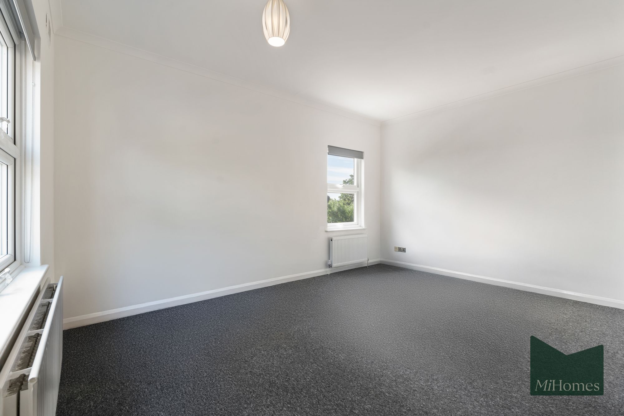 Flat Windsor Road in Greater London