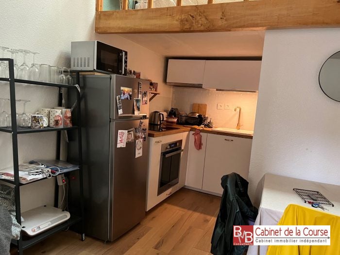 Flat Rue de la Course in Bordeaux