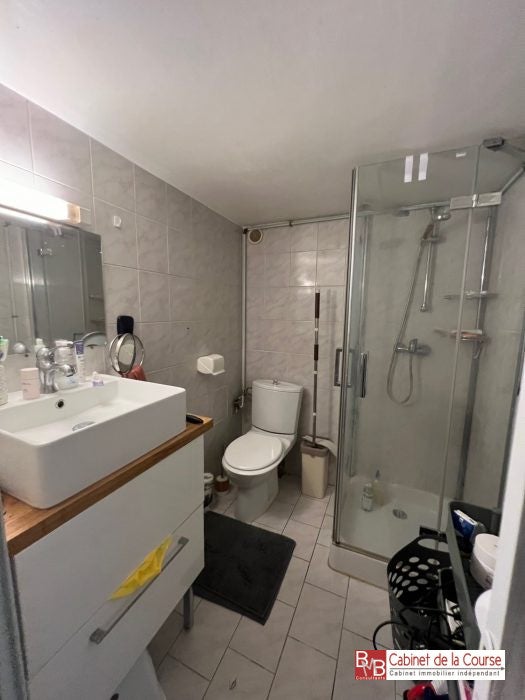 Flat Rue de la Course in Bordeaux