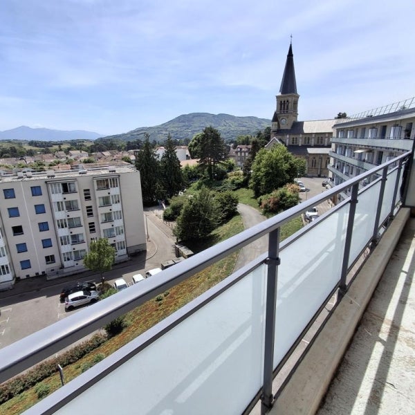 Flat Rue de l'Idolay in Rives
