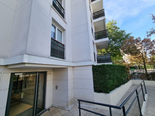 Appartement Rue Hispano-Suiza à Bois-Colombes