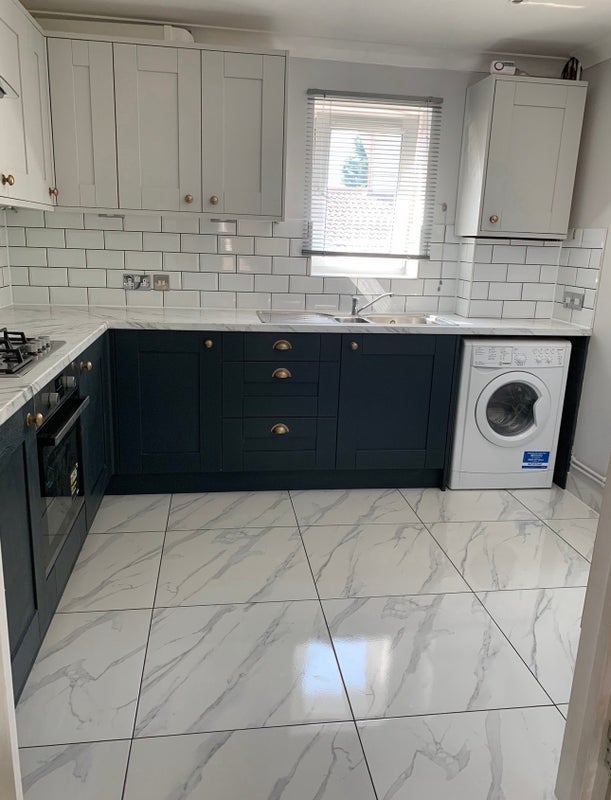Flat Dacre Park in Greater London