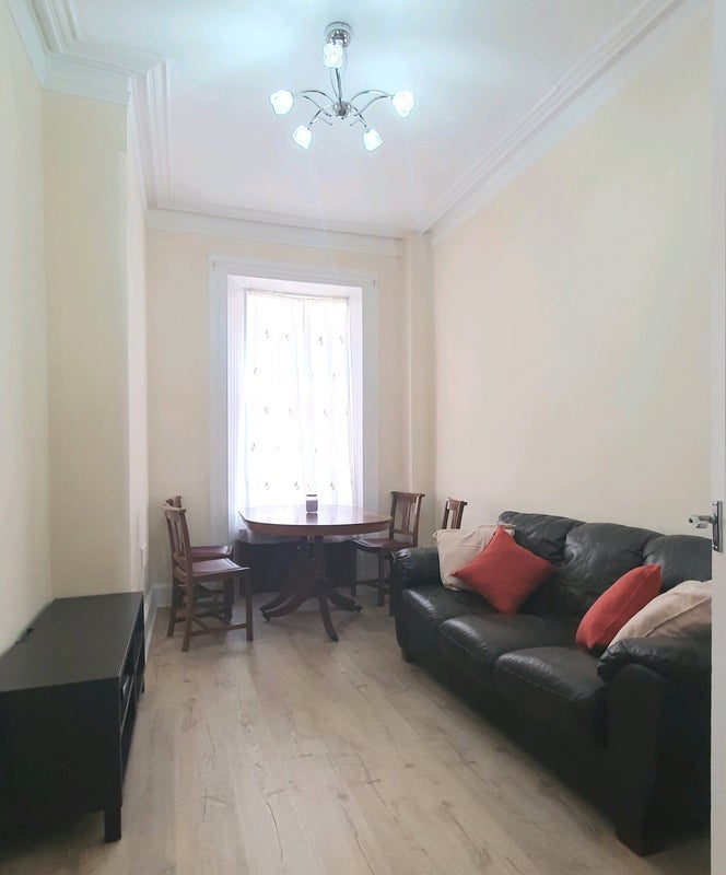 Room Fairlie Park Drive in Glasgow