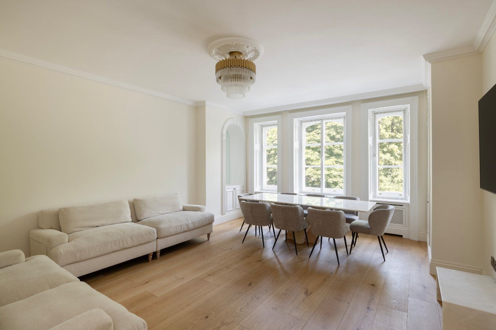 Flat Kensington Gore in City of Westminster