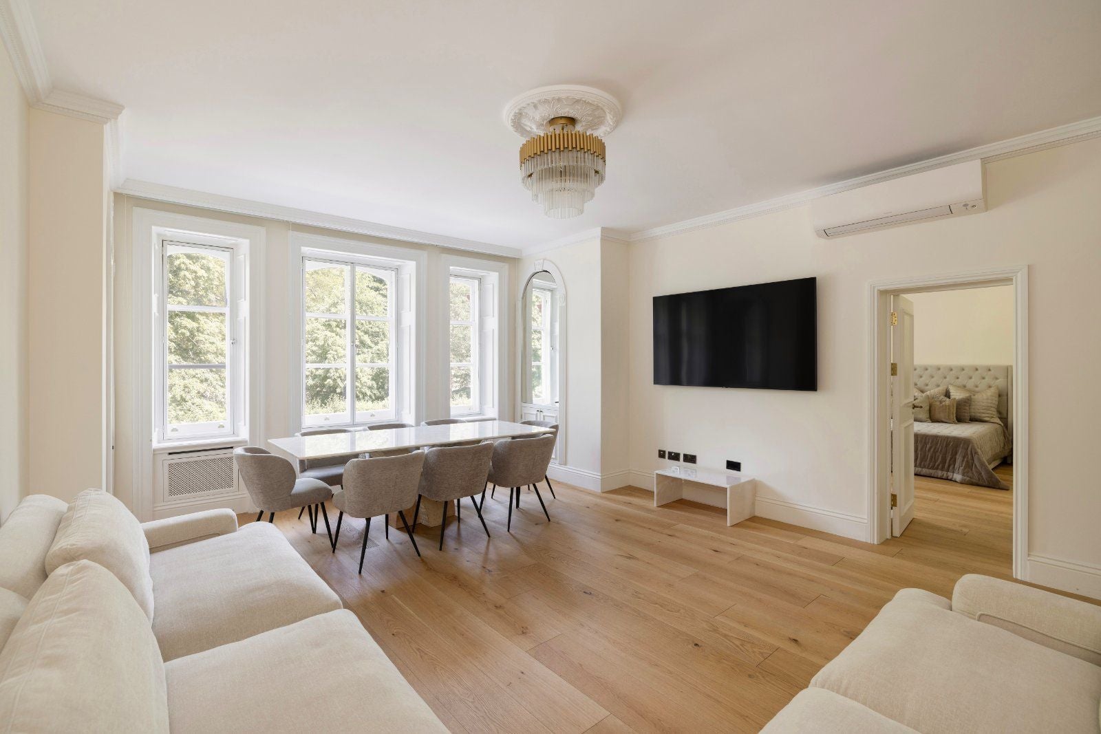 Flat Kensington Gore in City of Westminster