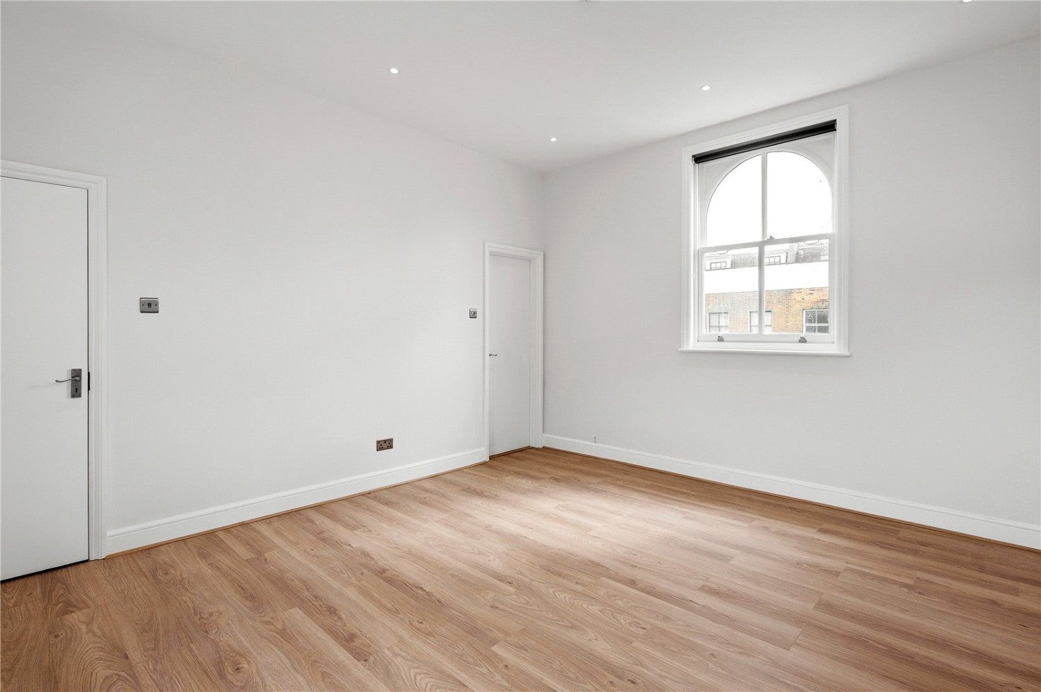 Flat Englefield Road in Greater London