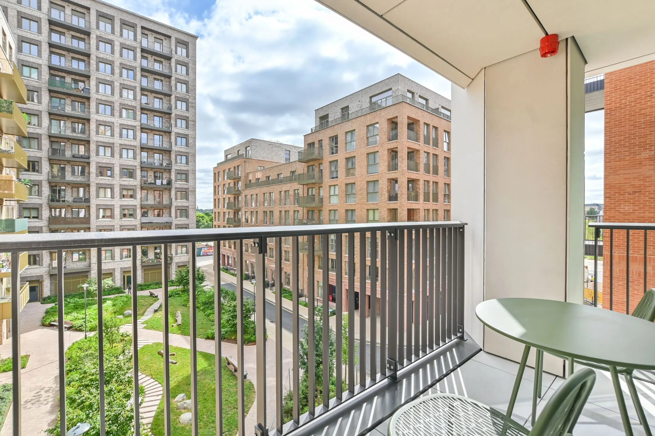 Flat Wrottesley Road in Greater London