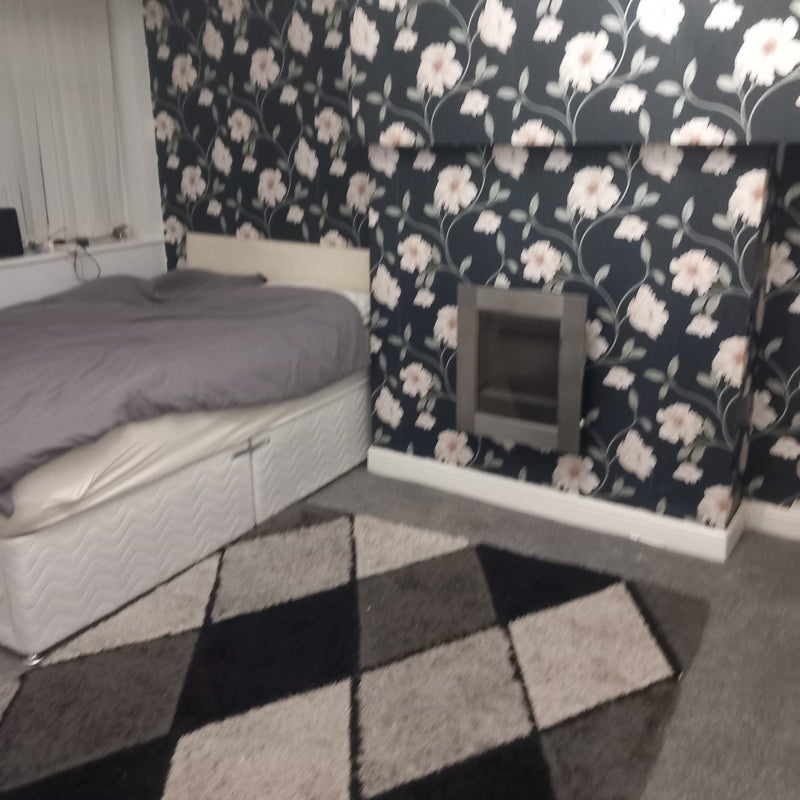 Room Daleside Avenue in Leeds