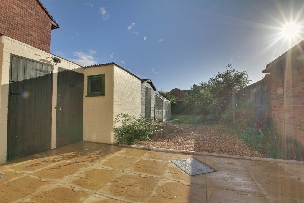 House Robshaw Close in Fenland District