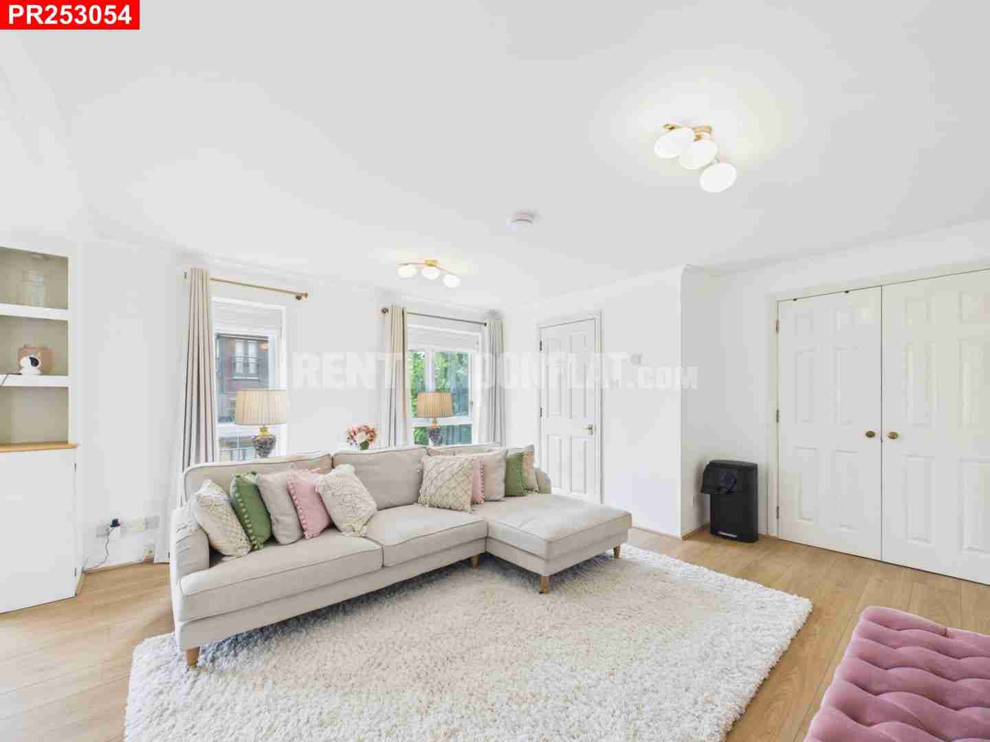 Flat Keats Avenue in Greater London