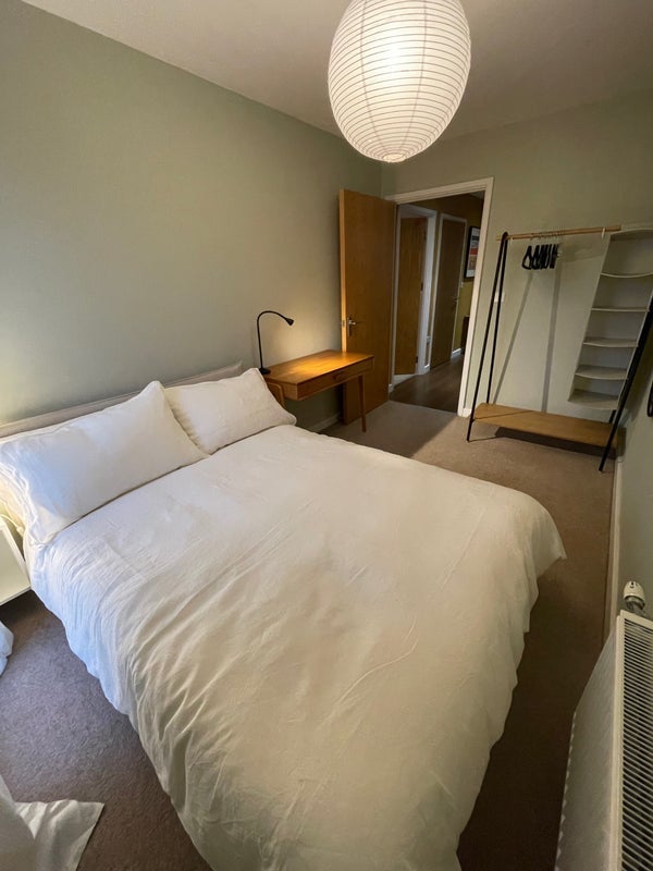 Room Bocking Street in Greater London