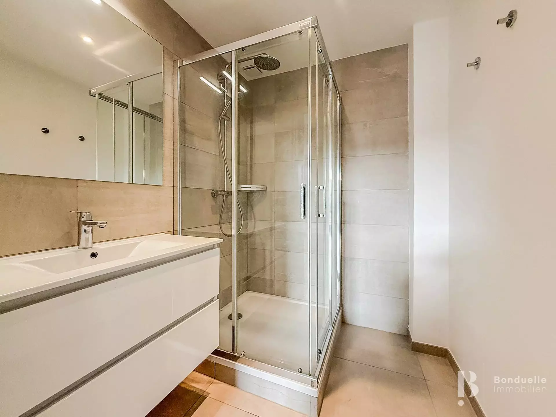 Appartement Rue du Général Delanne à Neuilly-sur-Seine