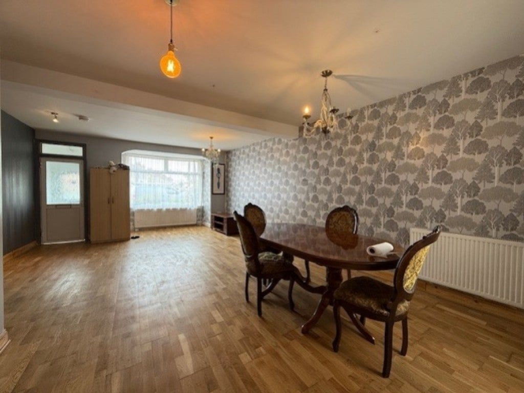 House Byron Road in Greater London