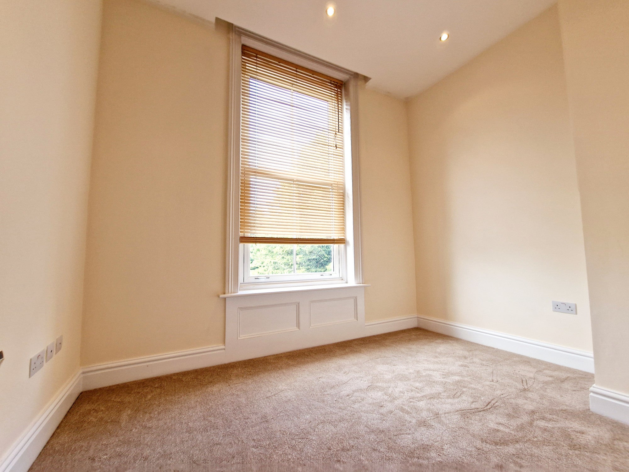 Flat West Cliff in Preston