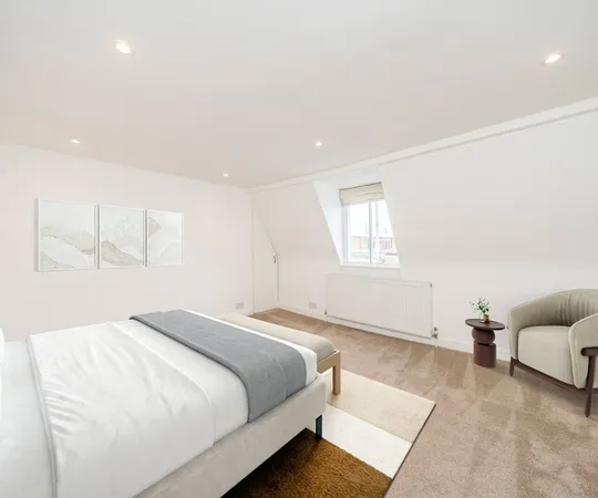 House Hill Rise in Greater London