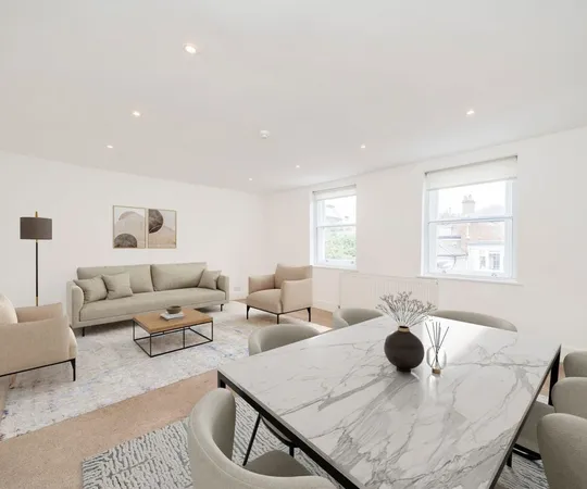 House Hill Rise in Greater London
