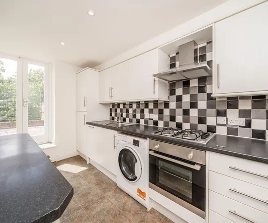 House Hill Rise in Greater London