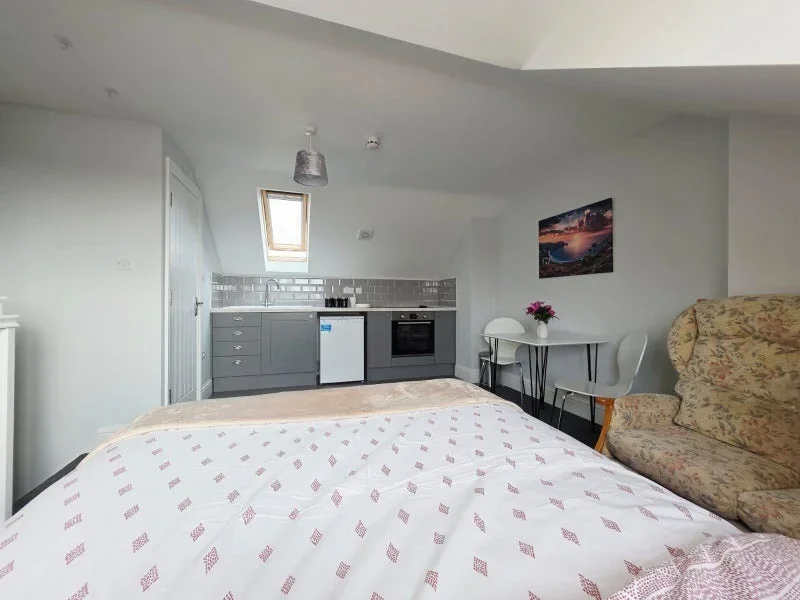 Room Clifford Road in Bristol