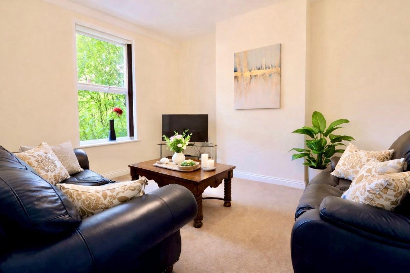 House Broomspring Lane in Sheffield