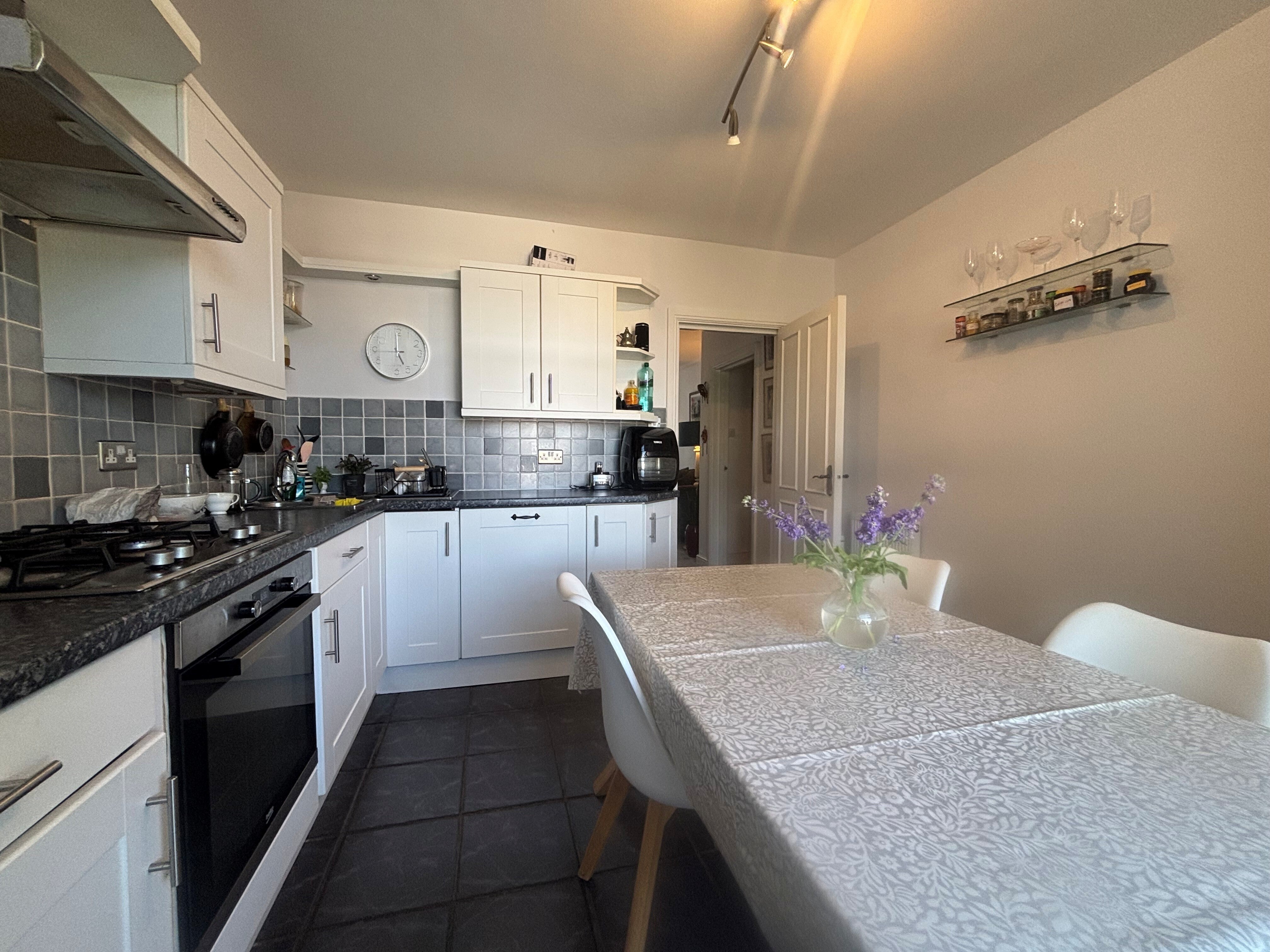 Flat Heavitree Park in Exeter