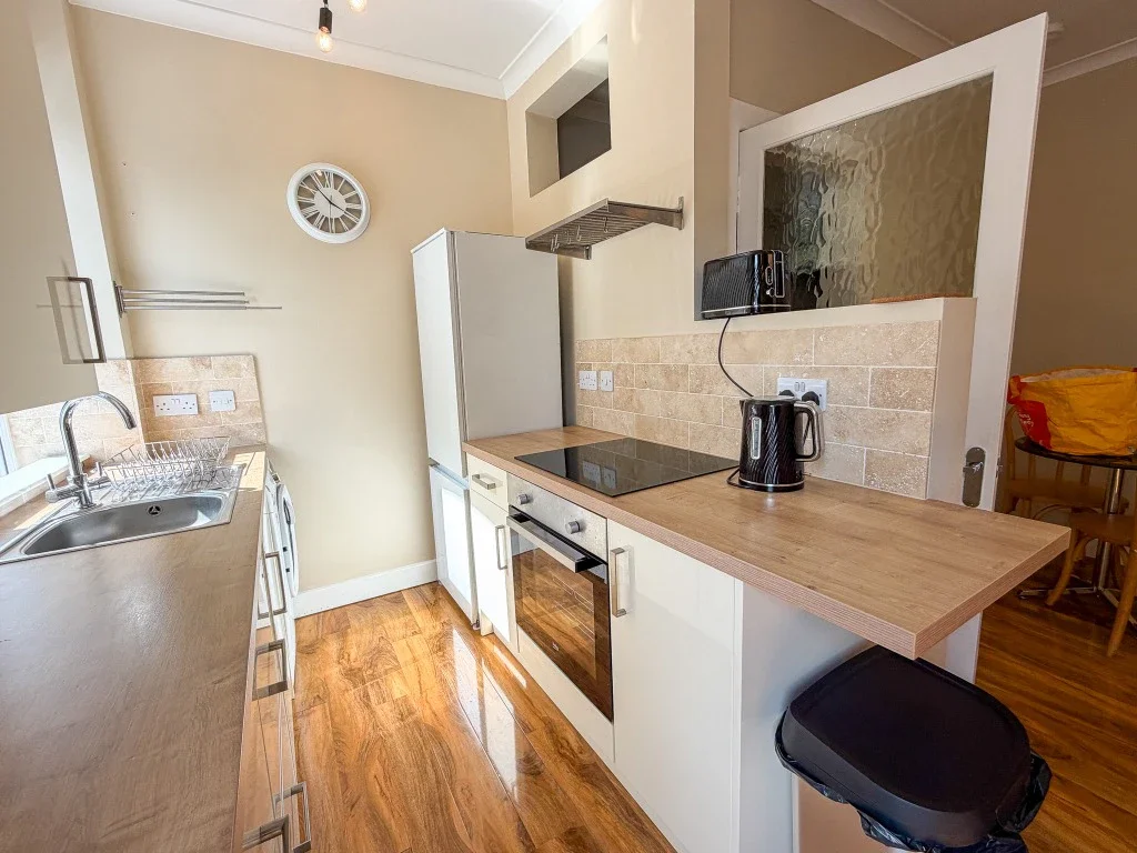 Flat Polton Cottages in Loanhead