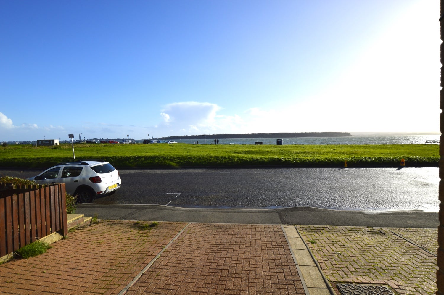 Flat Labrador Drive in Poole