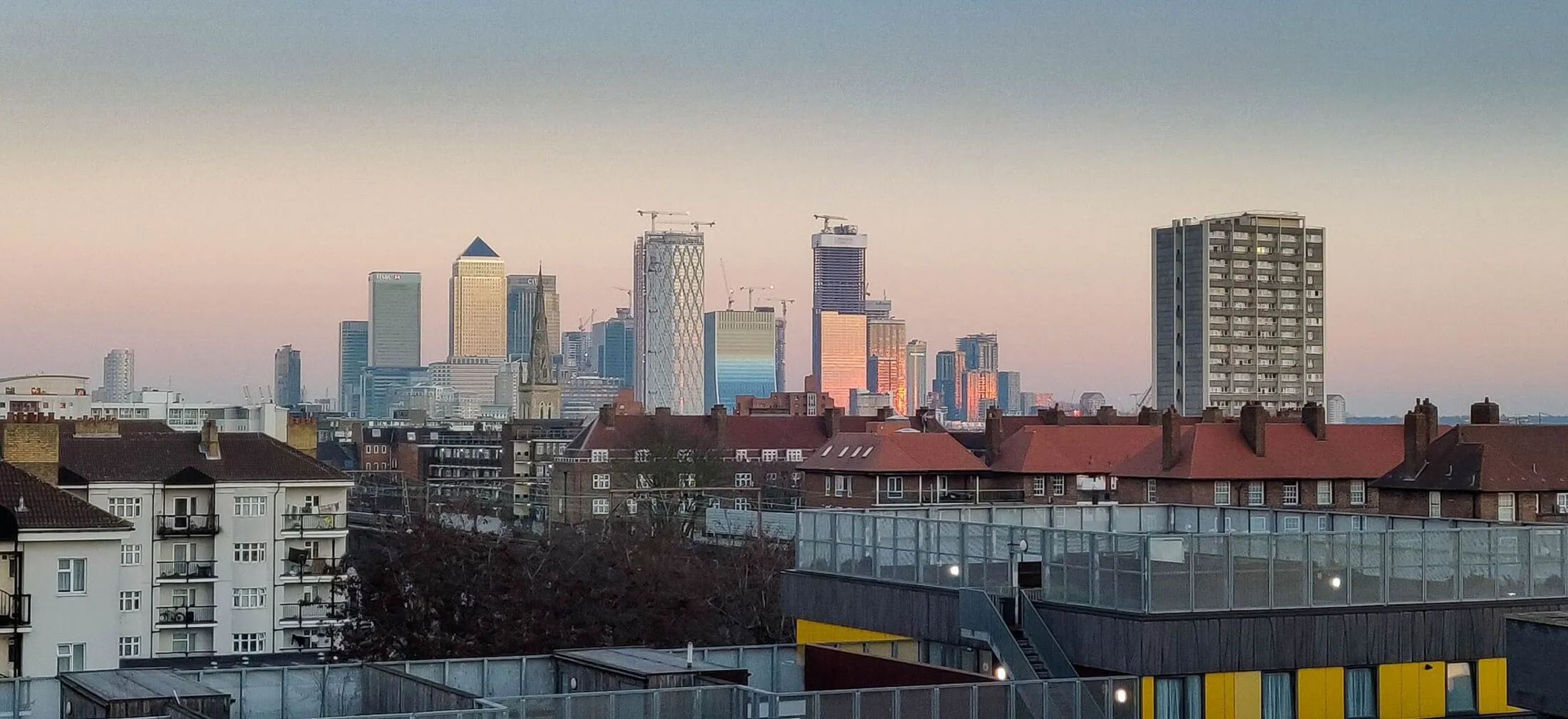 Flat Watney Street in Greater London