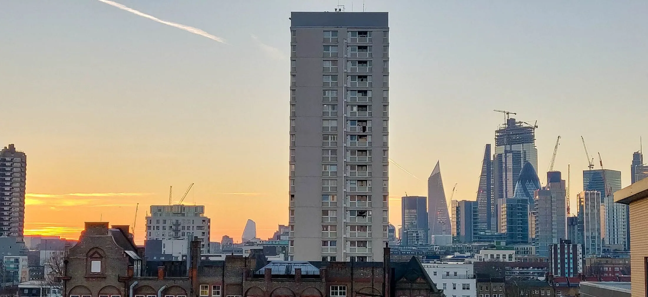 Flat Watney Street in Greater London