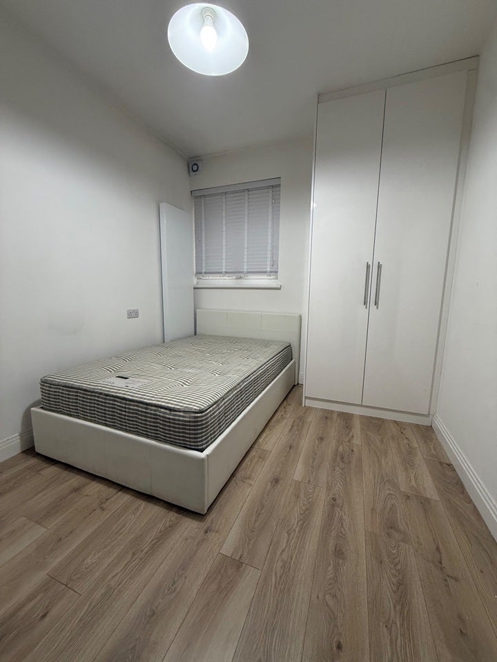 Room Granville Road in Watford