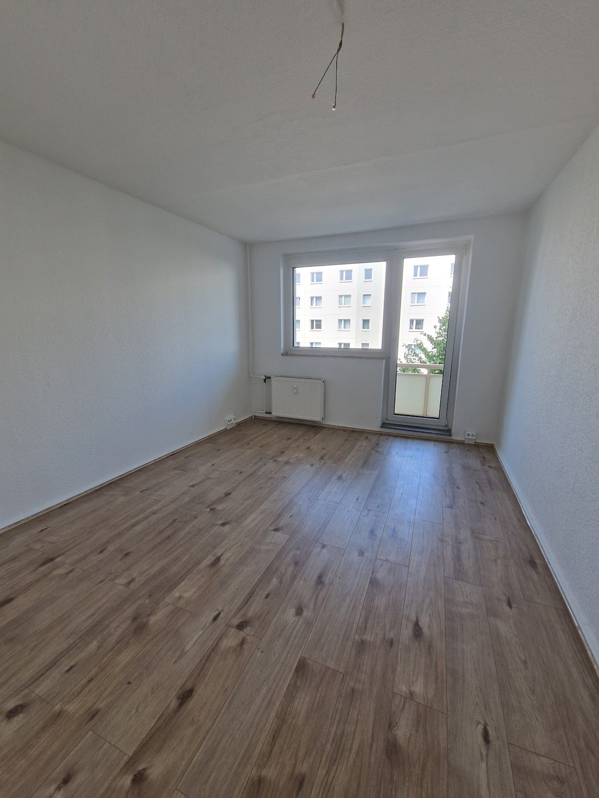 Zimmer Bernhard-Kellermann-Straße in Magdeburg