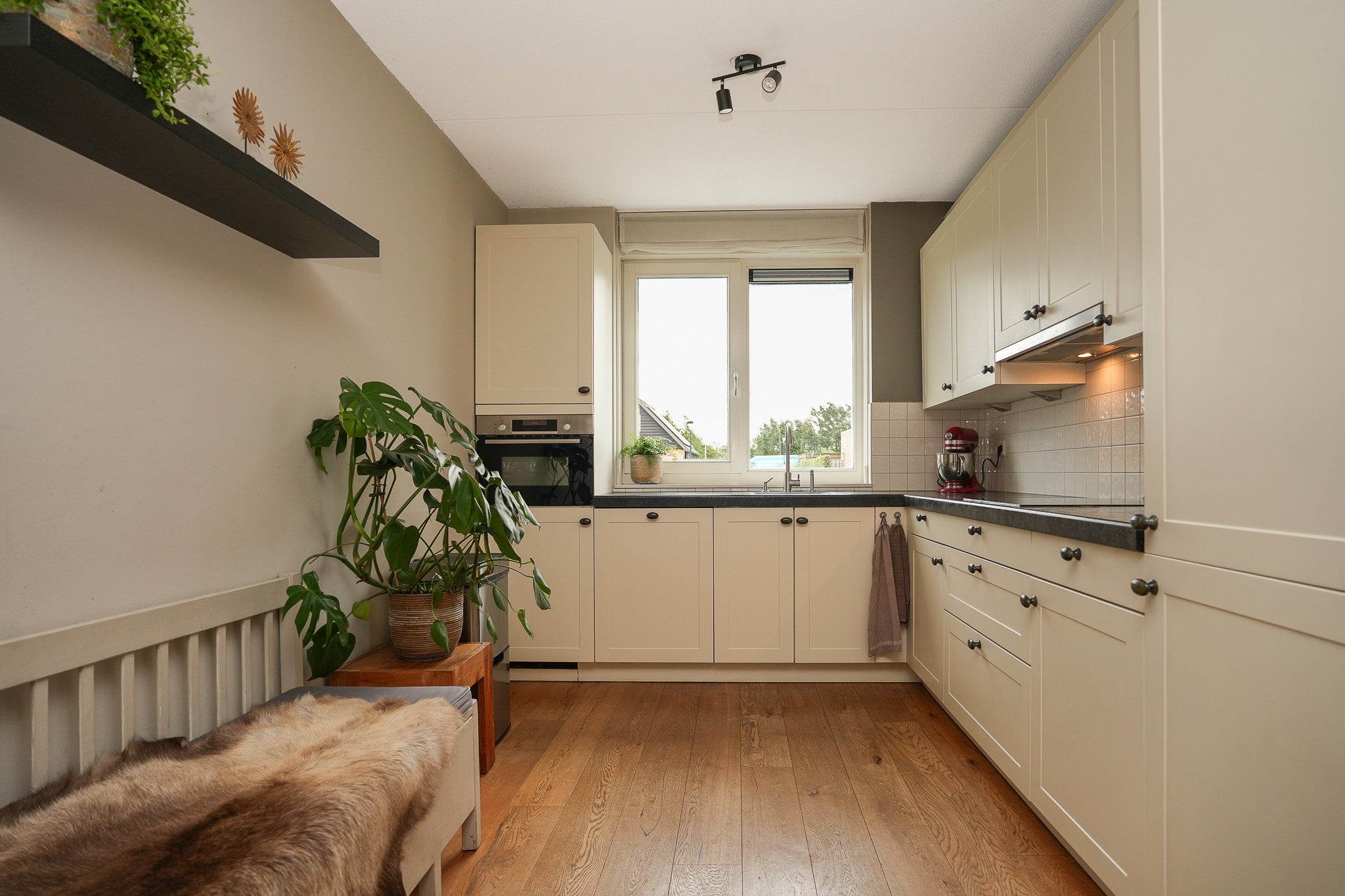 Tussenwoning te koop: Gerrit Achterbergstraat 75, Langbroek