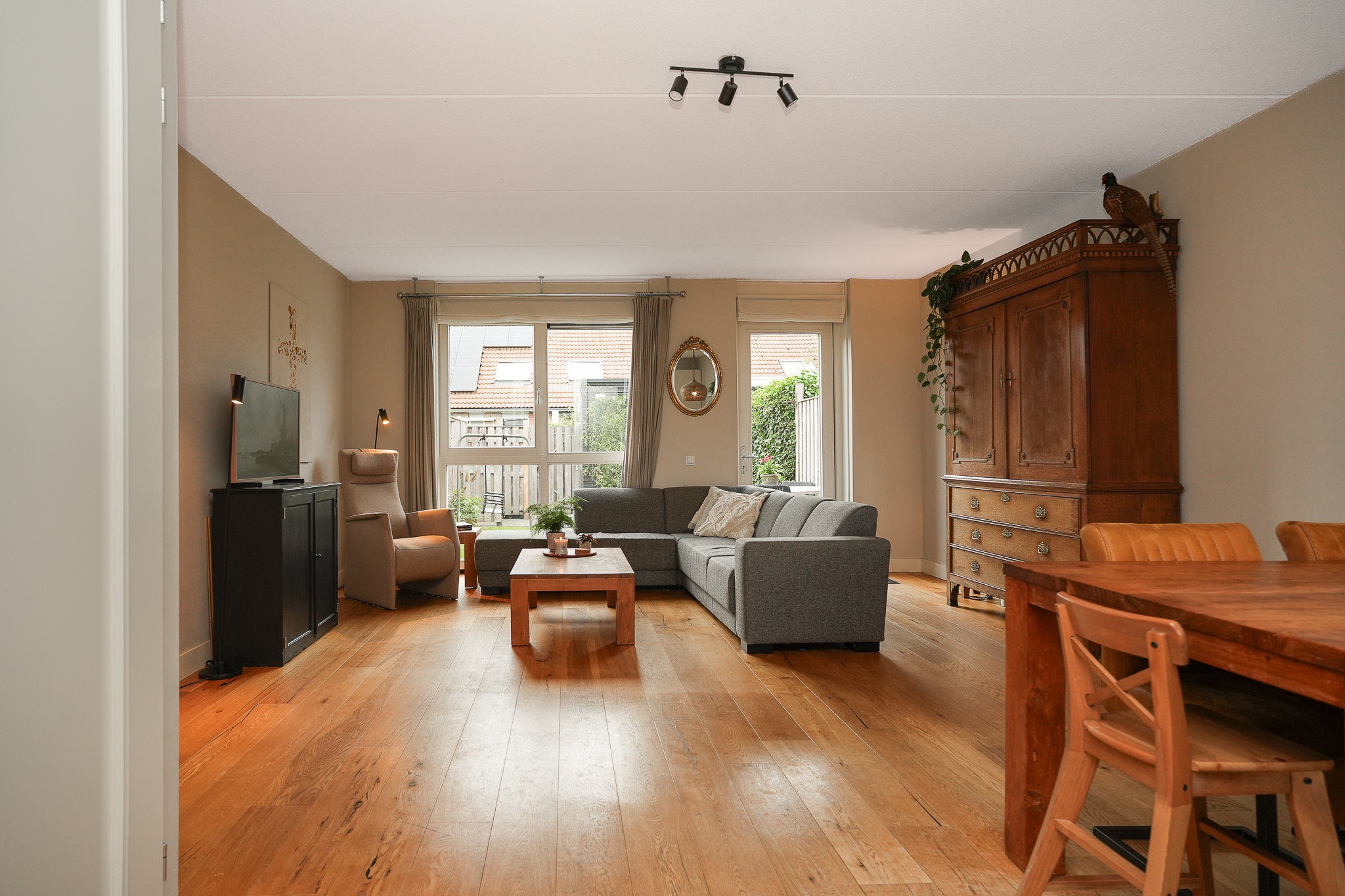 Tussenwoning te koop: Gerrit Achterbergstraat 75, Langbroek