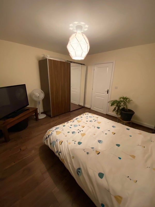 House Harrowby Drive in Sandwell