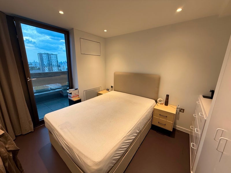 Room St Leonard's Road in Greater London