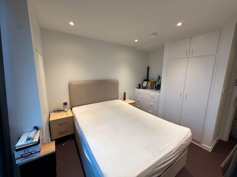 Room St Leonard's Road in Greater London