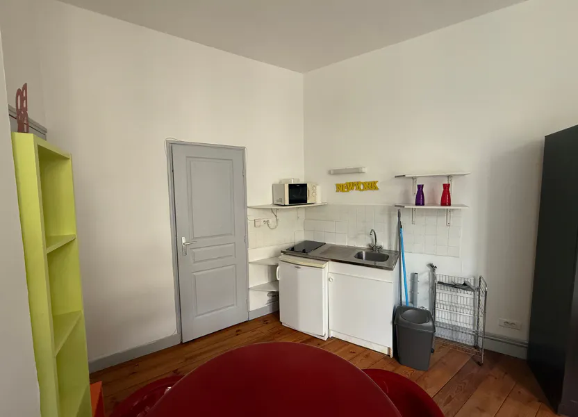 Room Rue Général du Bessol in Limoges
