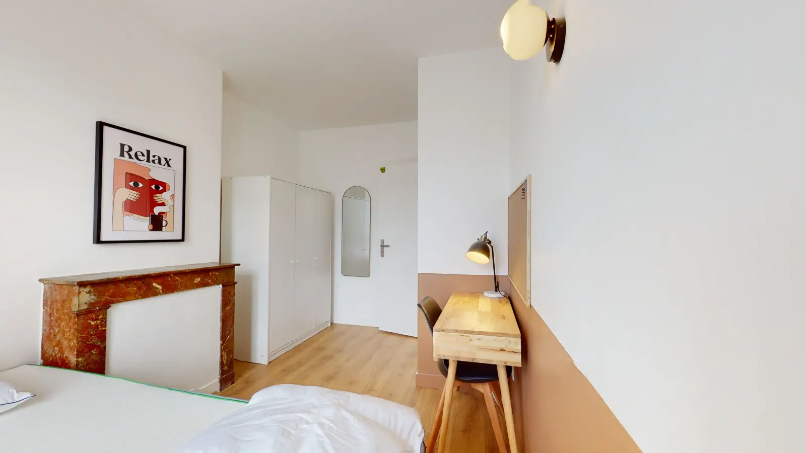 Chambre Avenue de Suffren à Paris