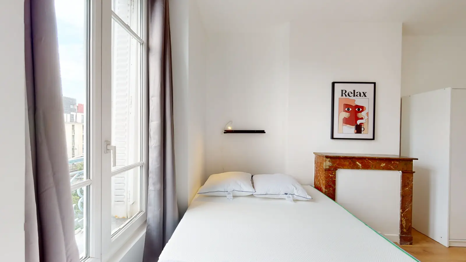 Chambre Avenue de Suffren à Paris
