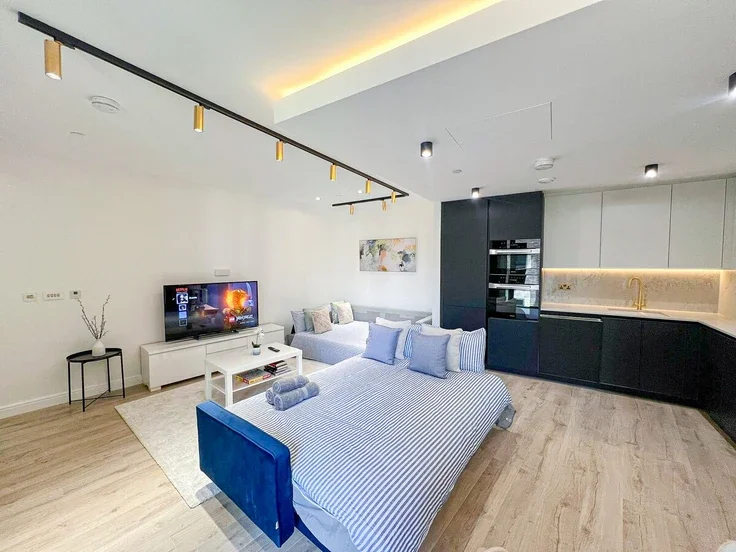Flat Macclesfield Road in Greater London