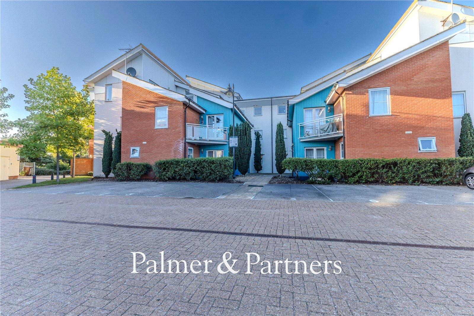 Flat Downham Boulevard in Ipswich