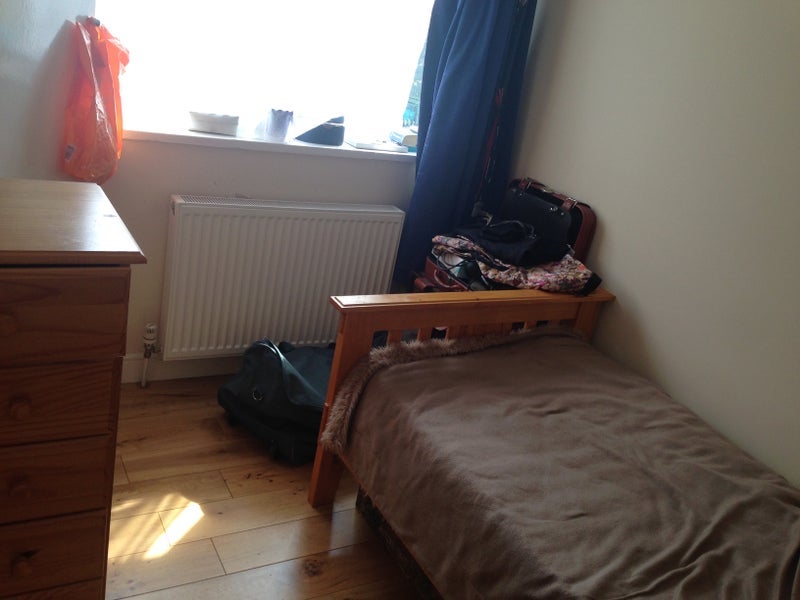 Room Horndean Close in Greater London