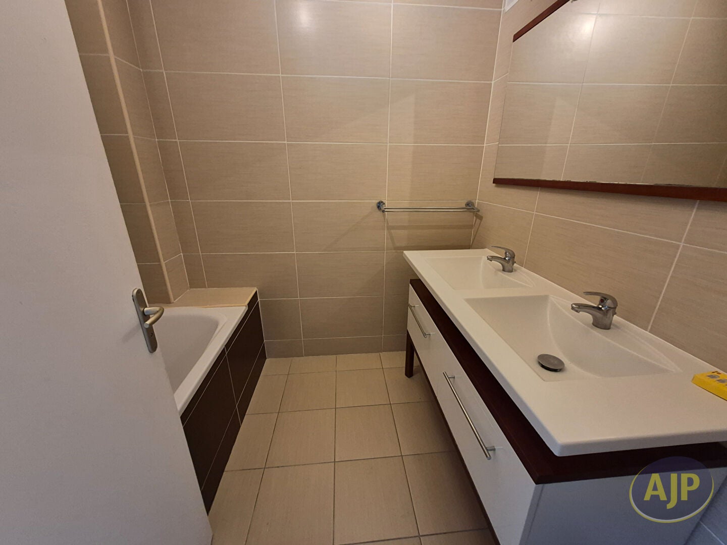 Appartement D 956 à Fontguenand