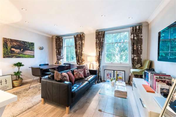 Flat Brompton Square in Greater London