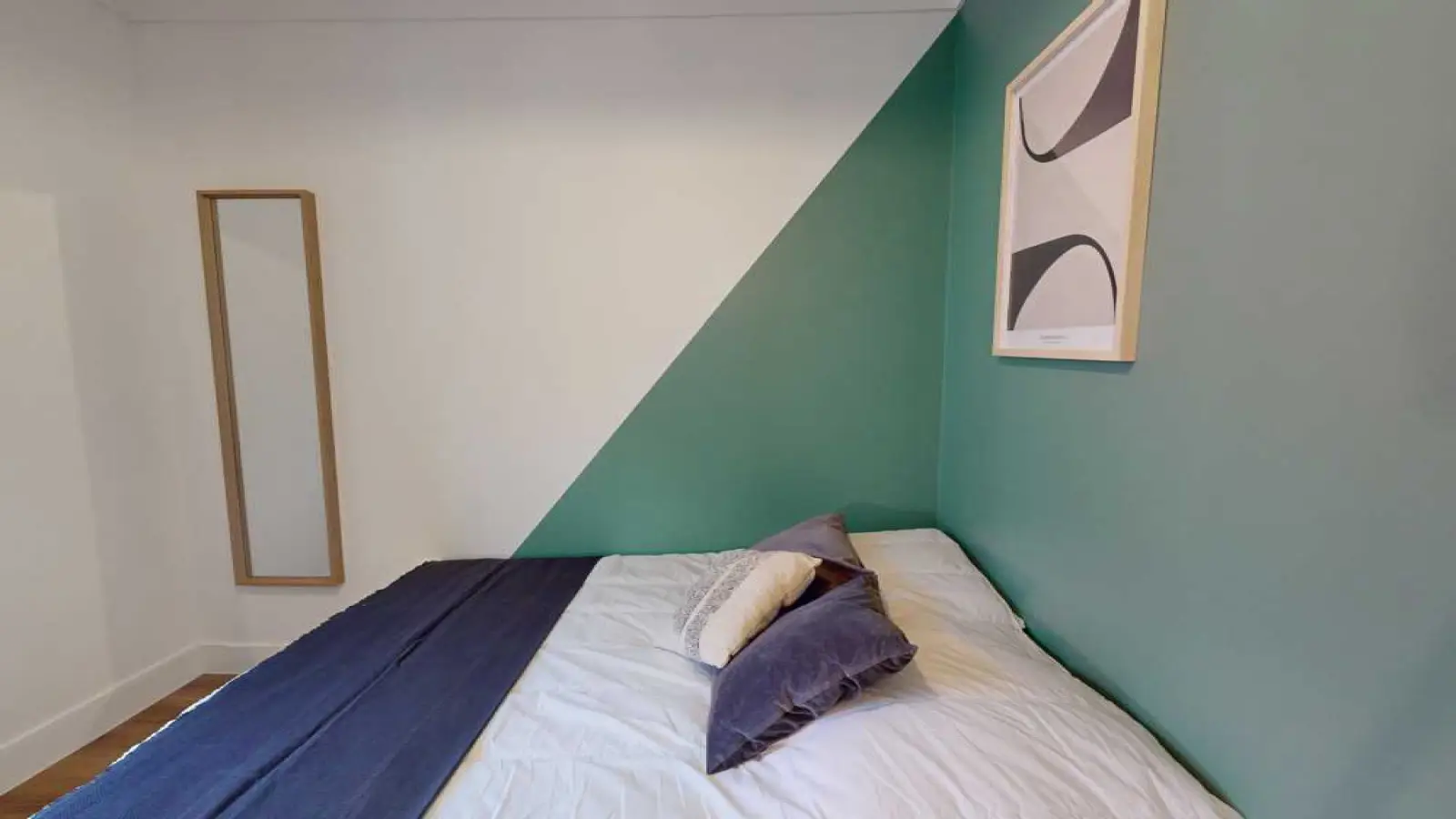 Flat Rue de Saussure in Paris