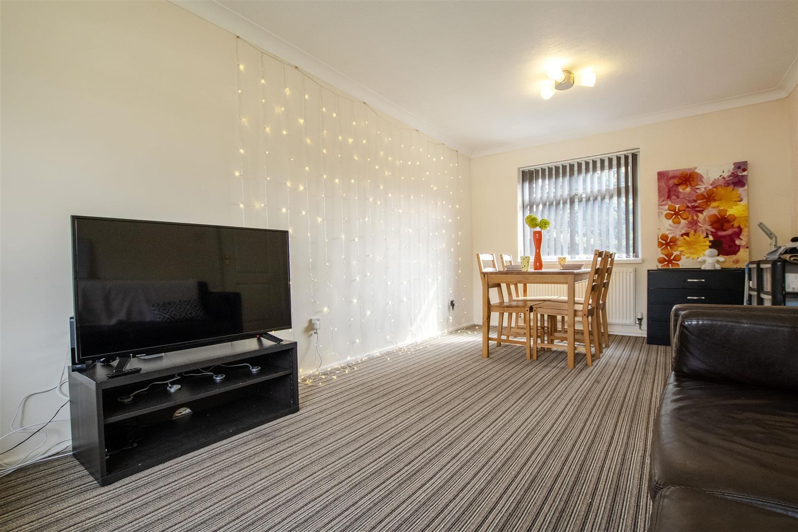 Flat Leahurst Crescent in Birmingham